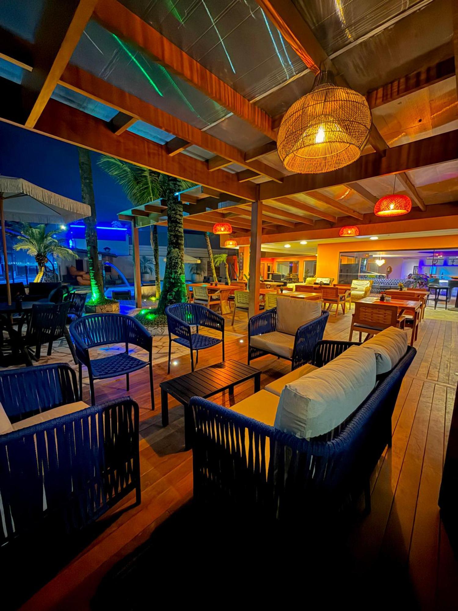 Luna Boutique - Frente A Hotel Guarujá